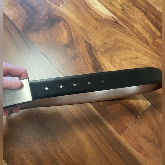 Men’s Double Sided Leather Belt - Picture 2 of 4